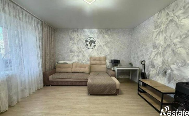 3-комн квартира улица Генерала Тихонова, 6Б,  д. 6Б