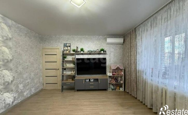 3-комн квартира улица Генерала Тихонова, 6Б,  д. 6Б