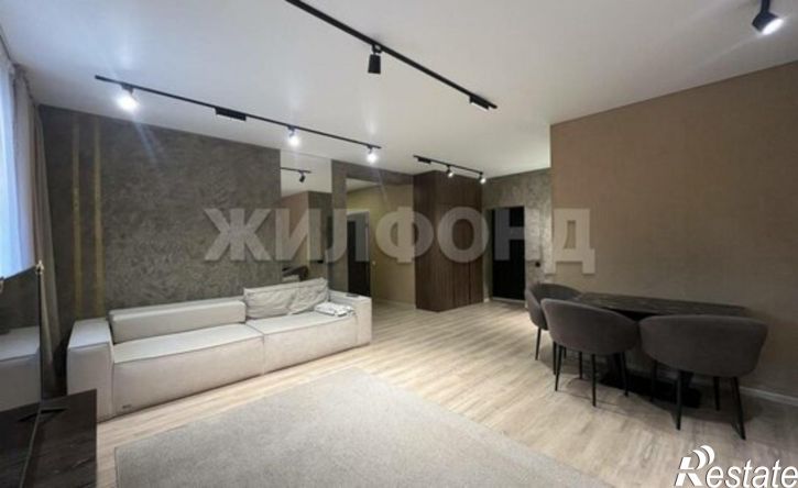 4-комн квартира Абакан, улица Авиаторов, 8