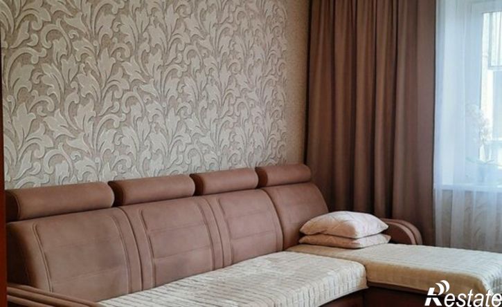 4-комн квартира Саяногорск, микрорайон Ленинградский, 49