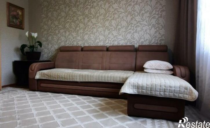 4-комн квартира Саяногорск, микрорайон Ленинградский, 49