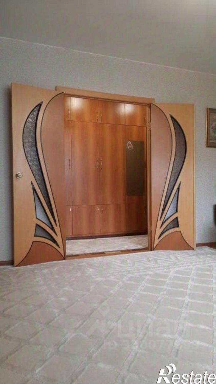 4-комн квартира Саяногорск, Ленинградский мкр, 49