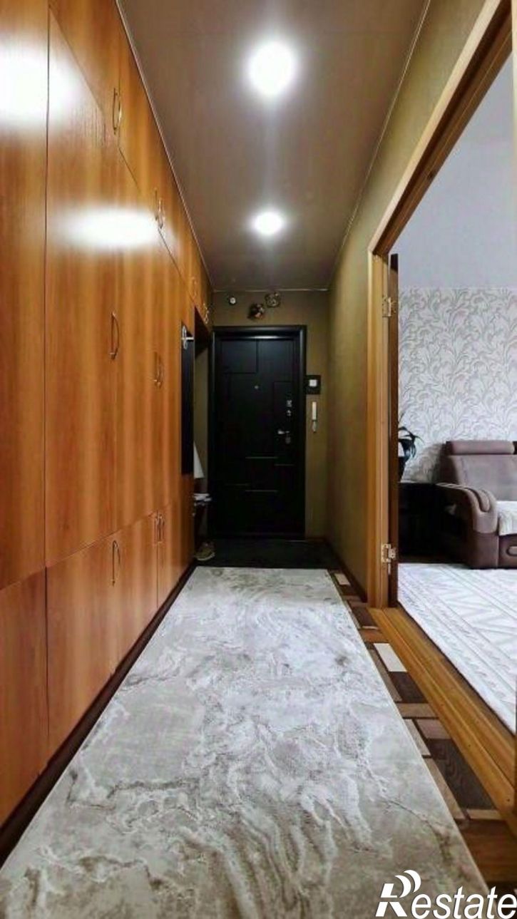4-комн квартира Саяногорск, Ленинградский мкр, 49