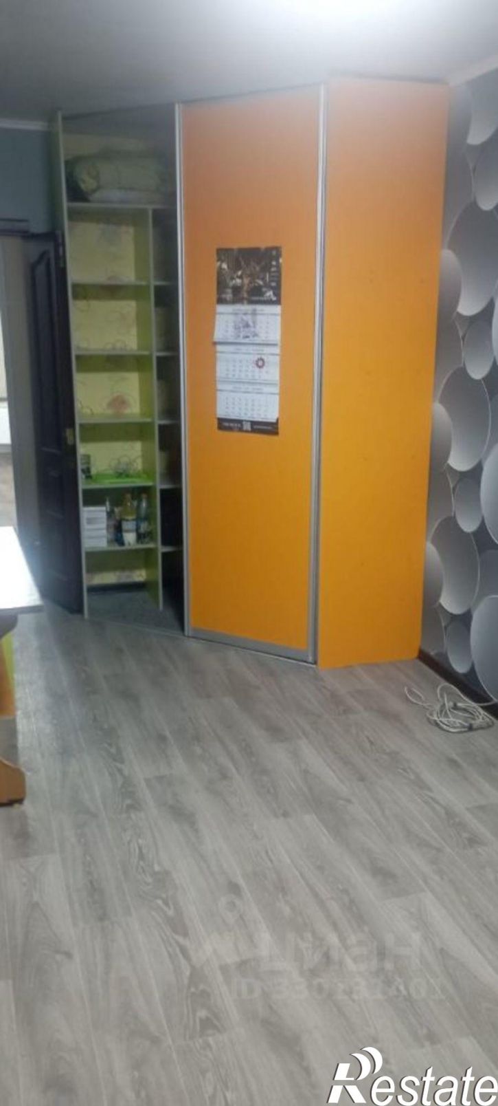 2-комн квартира проспект Космонавтов, 33,  д. 33