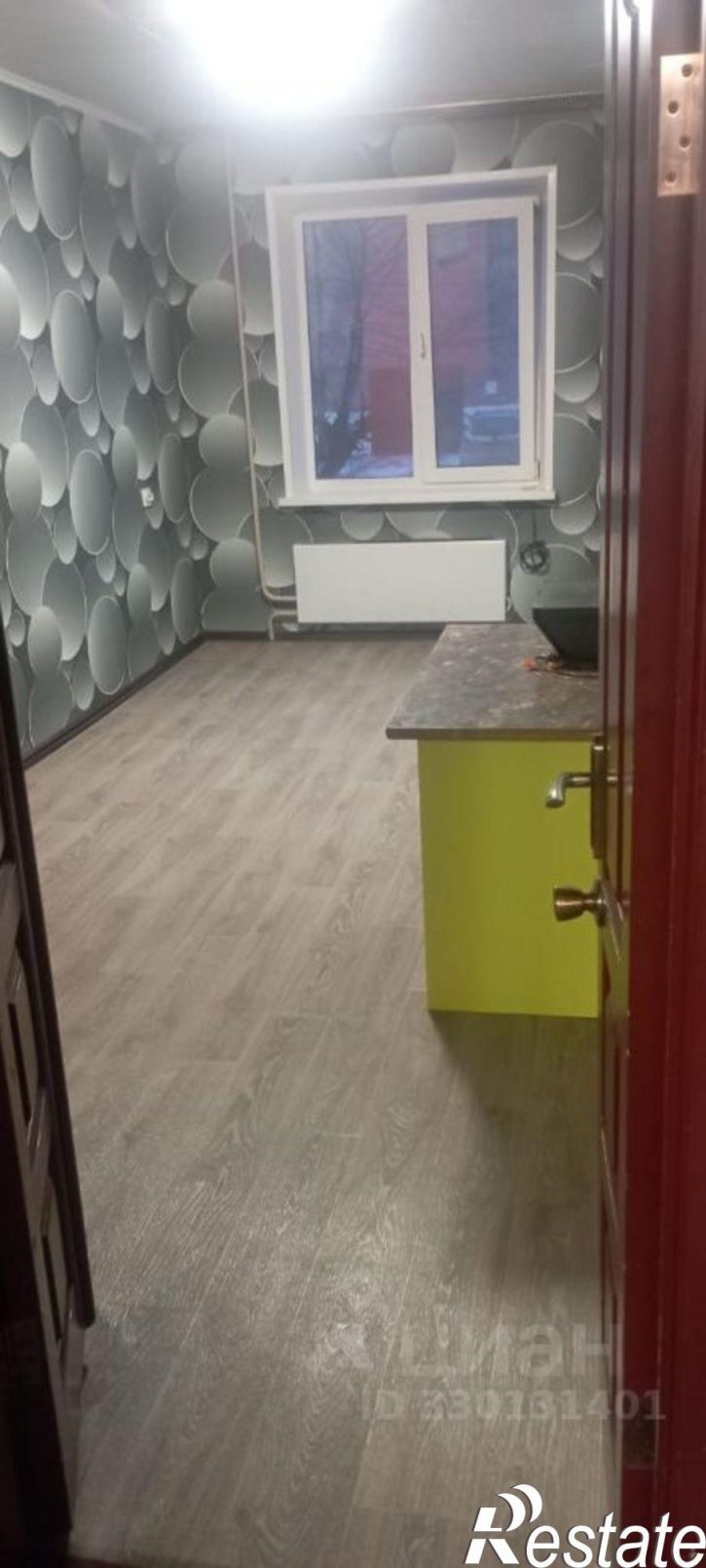 2-комн квартира проспект Космонавтов, 33,  д. 33