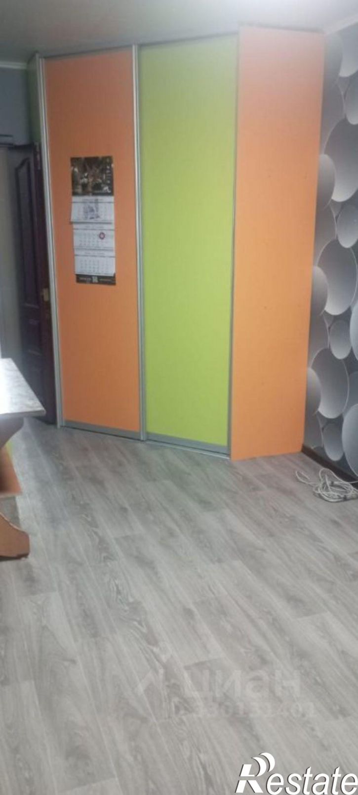 2-комн квартира проспект Космонавтов, 33,  д. 33