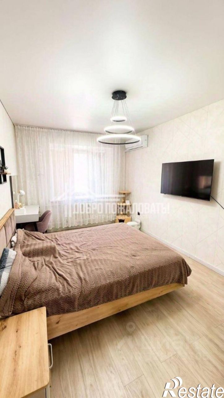 3-комн квартира улица Генерала Тихонова, 6Б,  д. 6Б