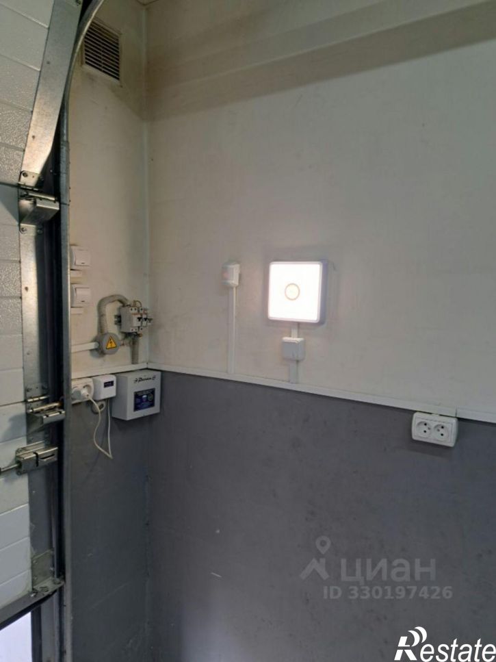 Гараж/парковка улица Калинина, 12,  д. 12