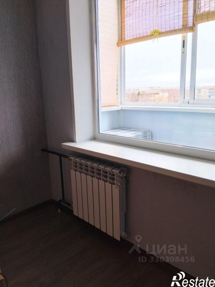 3-комн квартира проспект Космонавтов, 24А,  д. 24А