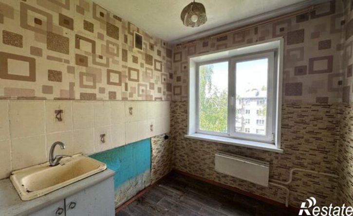 2-комн квартира Саяногорск, микрорайон Заводской, 35