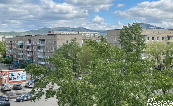 2-комн квартира Саяногорск, микрорайон Заводской, 35