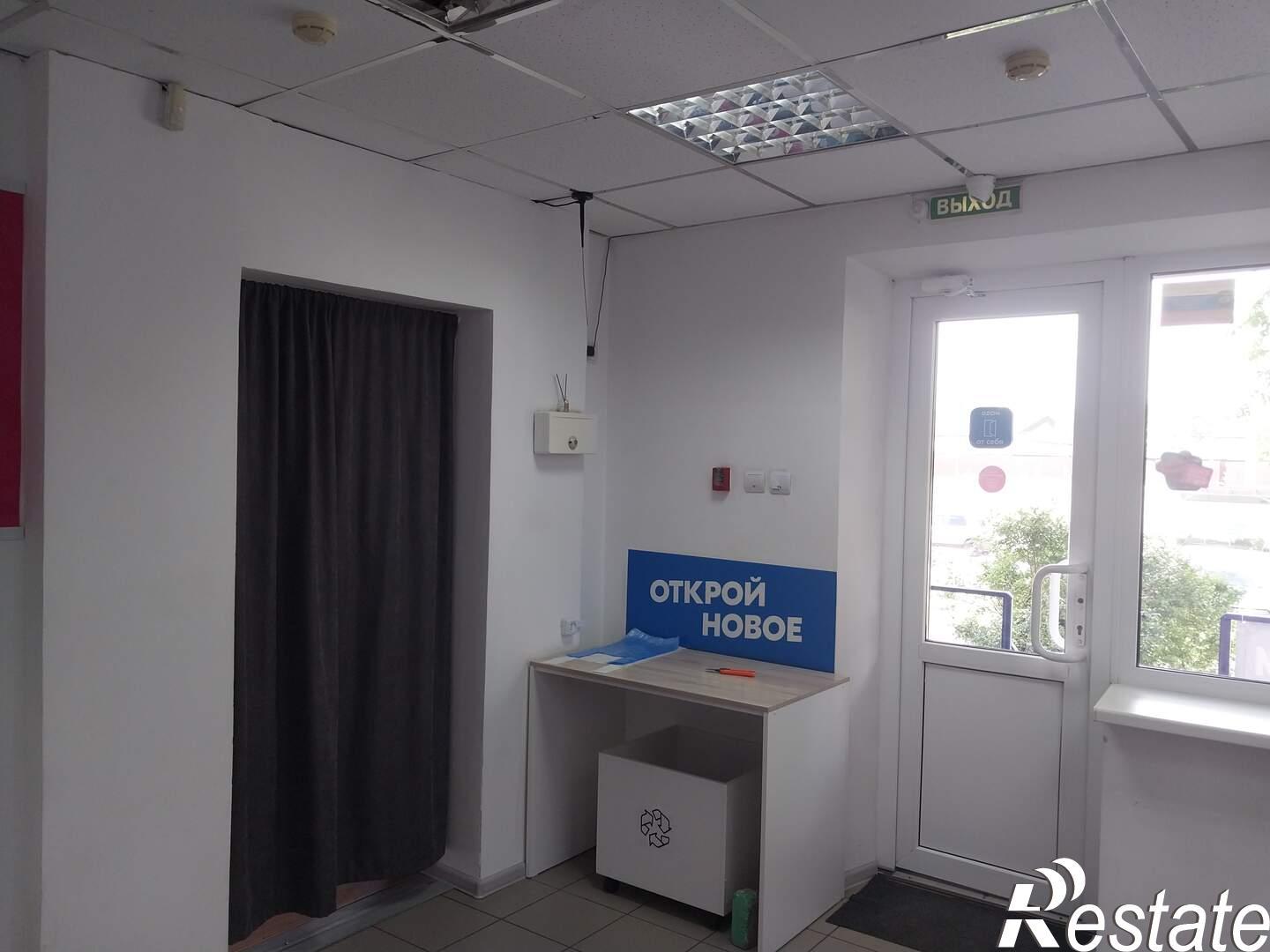 Купить торговое помещение за 3 500 000 рублей на проспект космонавтов, 41