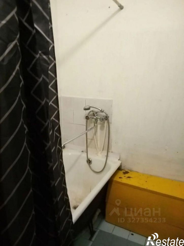 2-комн квартира улица Генерала Тихонова, 19,  д. 19