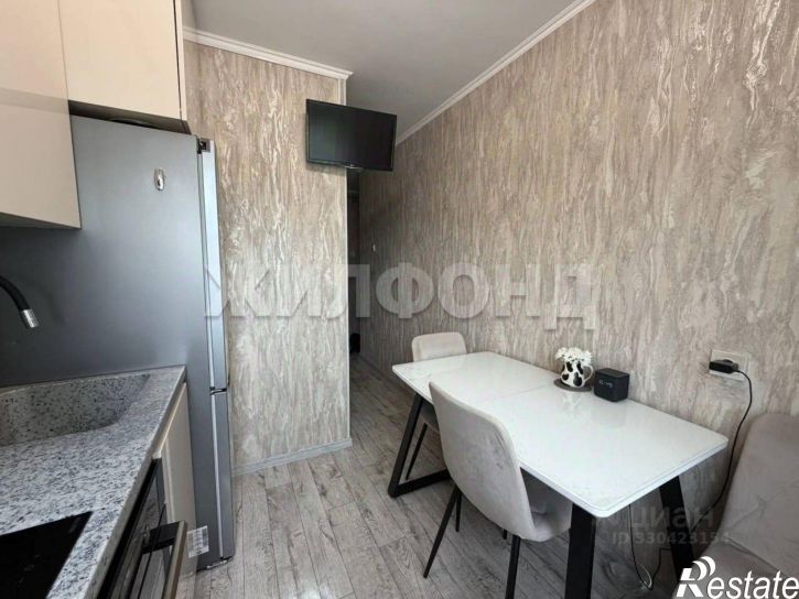 4-комн квартира улица Чапаева, 45,  д. 45