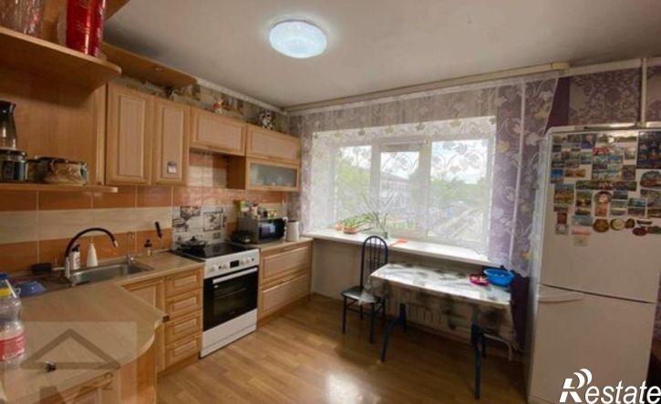 4-комн квартира пр-кт Космонавтов, 27,  д. 27