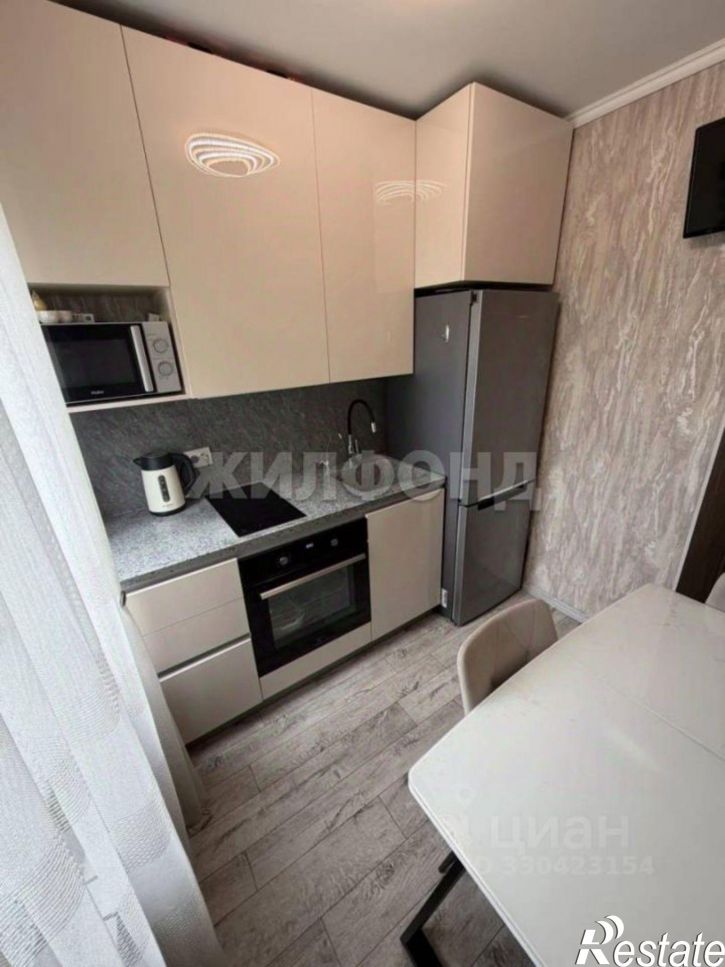 4-комн квартира улица Чапаева, 45,  д. 45