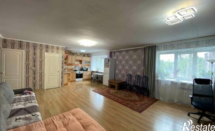 4-комн квартира пр-кт Космонавтов, 27,  д. 27