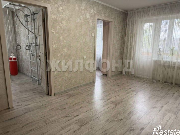4-комн квартира улица Чапаева, 45,  д. 45