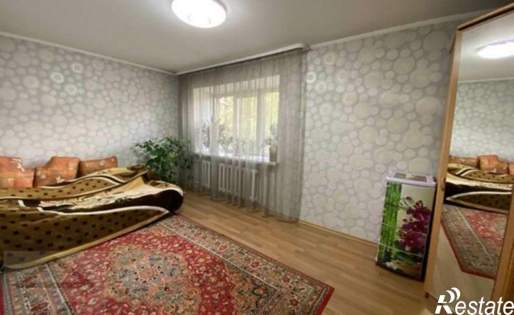 4-комн квартира пр-кт Космонавтов, 27,  д. 27