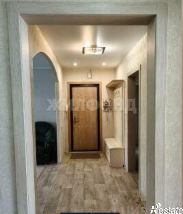 4-комн квартира Абакан, улица Торосова, 23