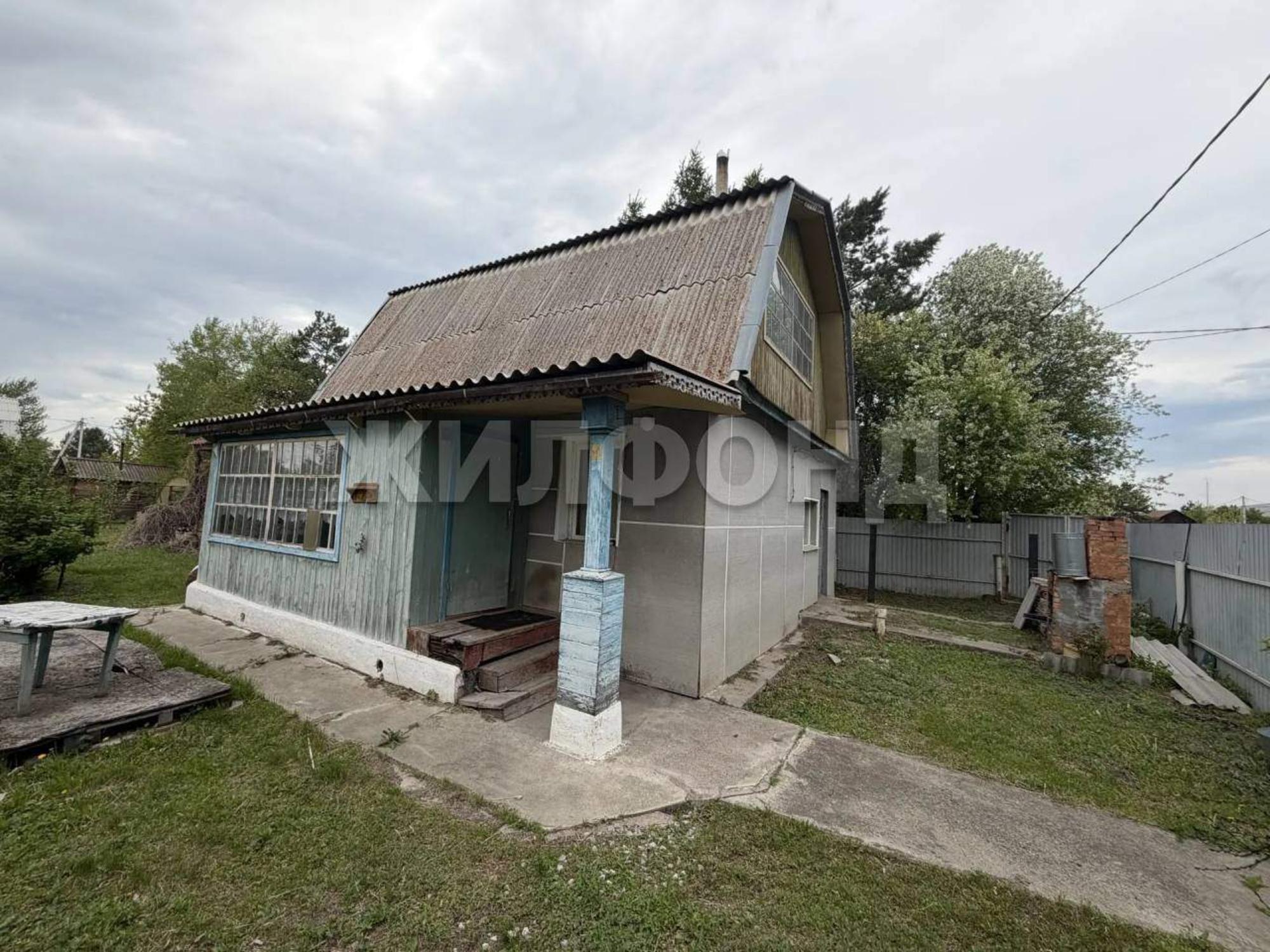 Купить дачу, дом, коттедж за 3 700 000 рублей на Вишневая ул.