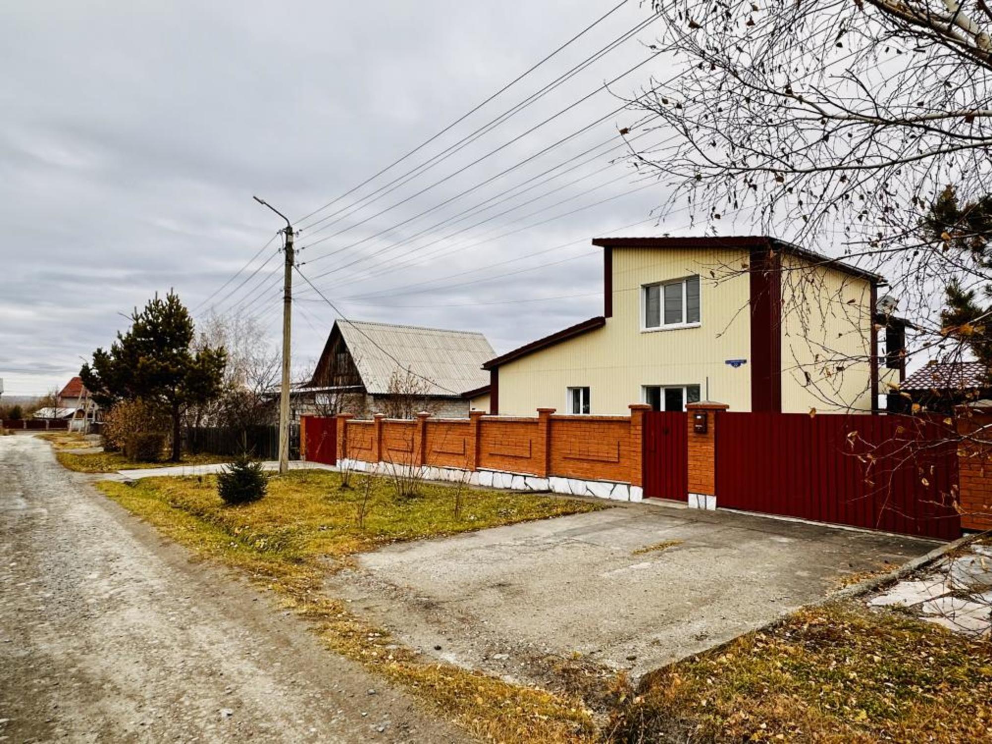 Купить дачу, дом, коттедж за 6 600 000 рублей на Заводская, 22