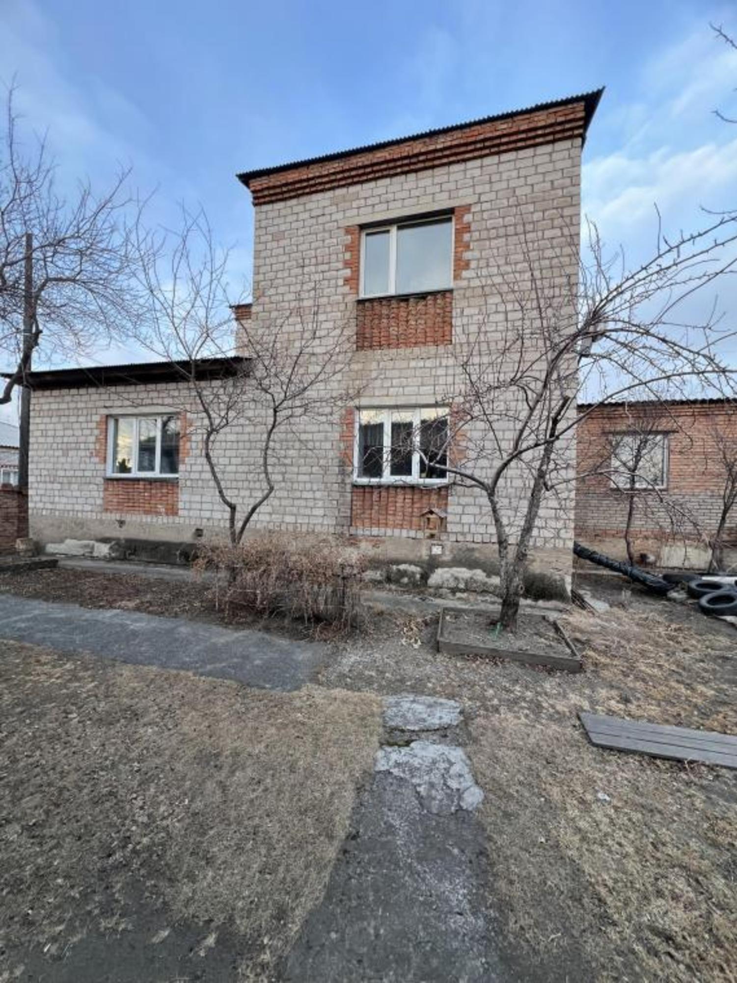 Купить дачу, дом, коттедж за 6 100 000 рублей на Шахтерская, 2а
