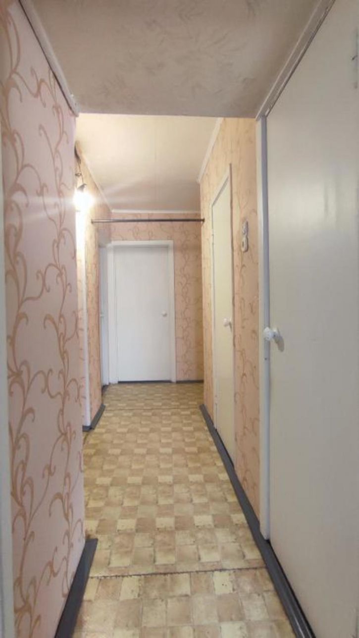 3-комн квартира Интернациональный микрорайон, 8