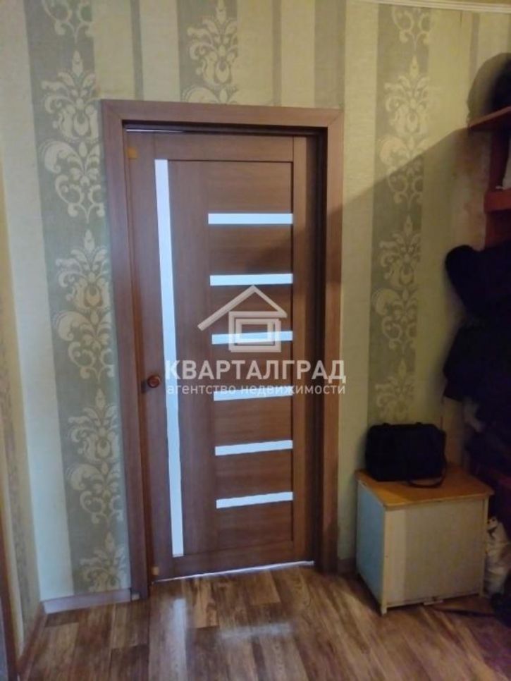3-комн квартира Заводской микрорайон , 43