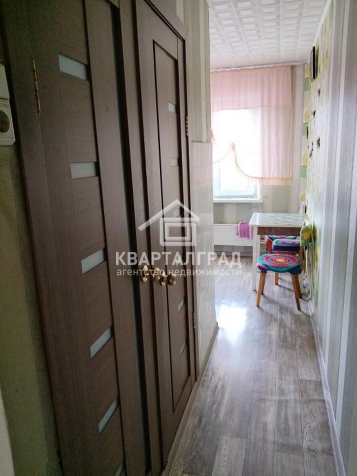 3-комн квартира Заводской микрорайон , 43