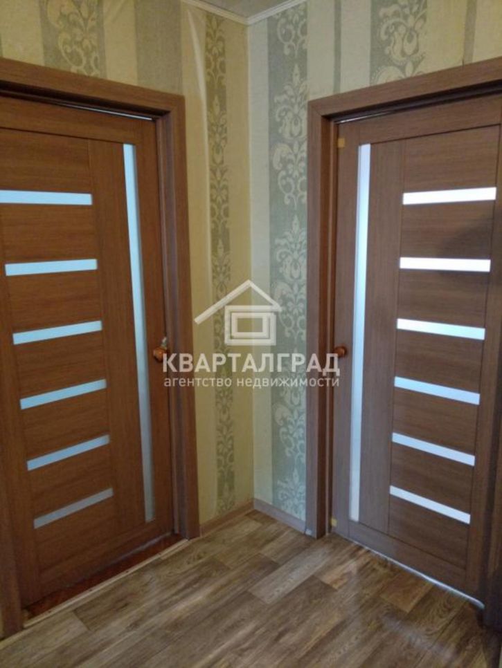 3-комн квартира Заводской микрорайон , 43