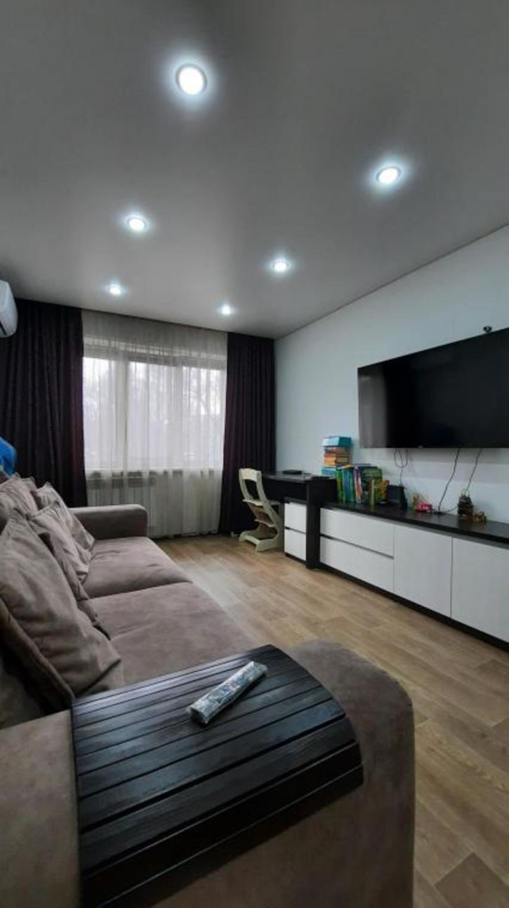 2-комн квартира Заводской мкр, 53
