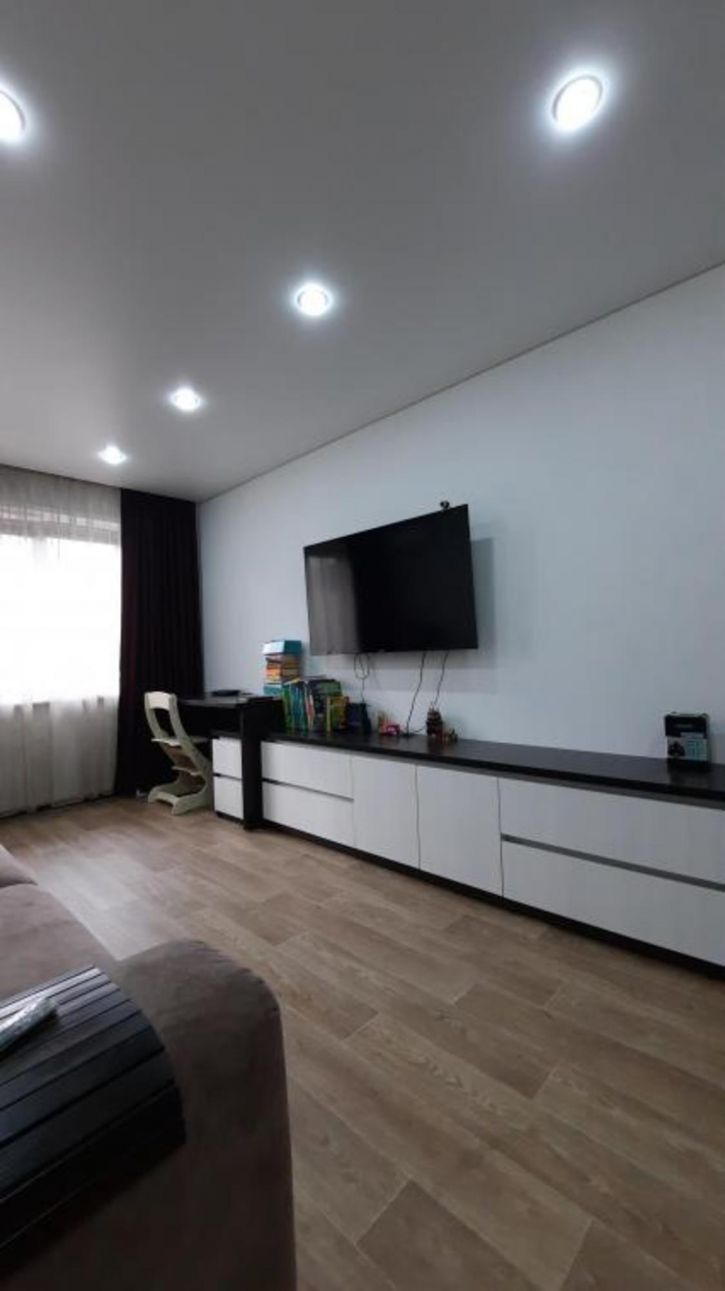 2-комн квартира Заводской мкр, 53