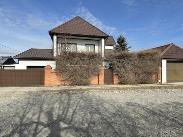 Коттедж/дом Цветочная, 40