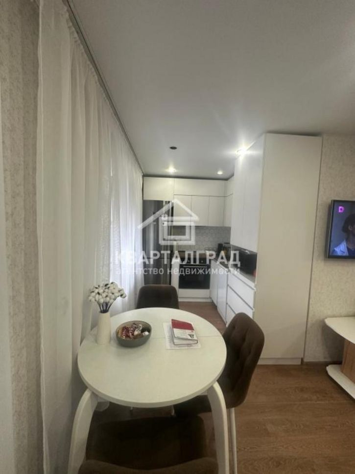 2-комн квартира Комсомольский микрорайон, 70