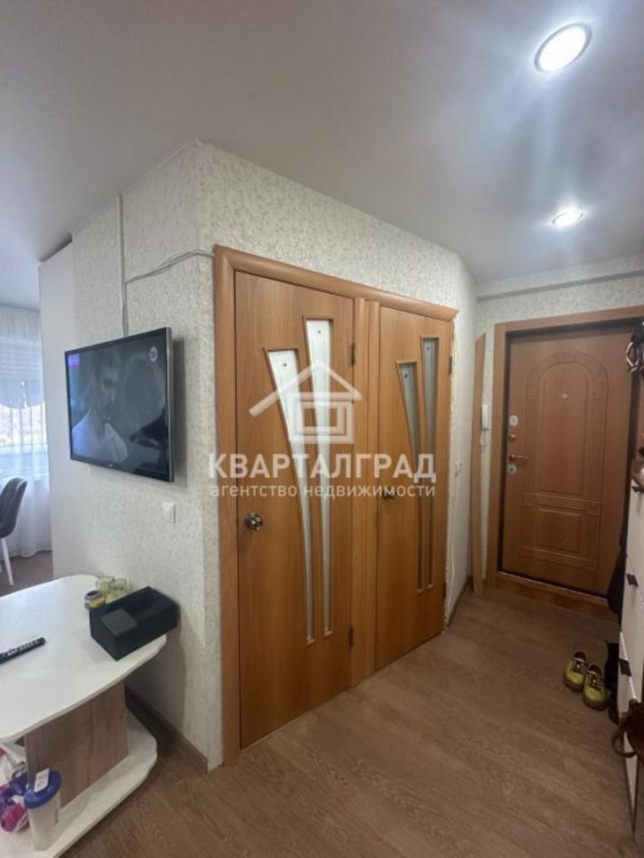 2-комн квартира Комсомольский микрорайон, 70