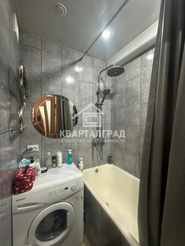 2-комн квартира Комсомольский микрорайон, 70