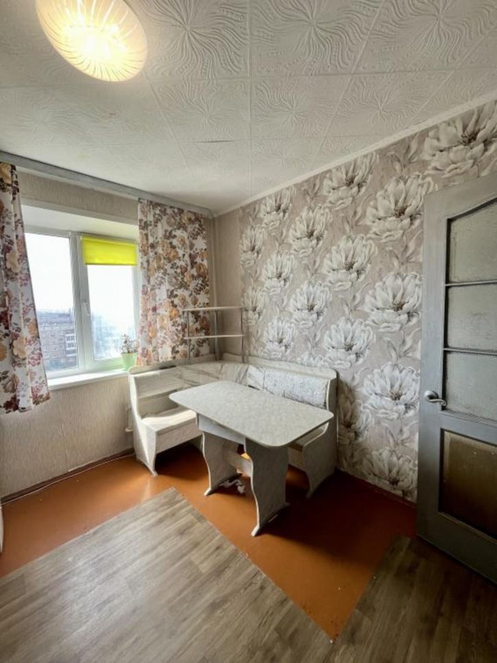 4-комн квартира Советский микрорайон, 16