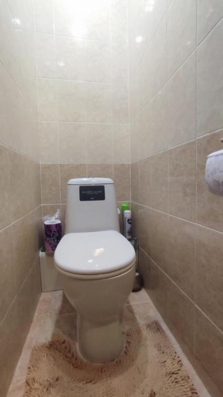 3-комн квартира -, 8