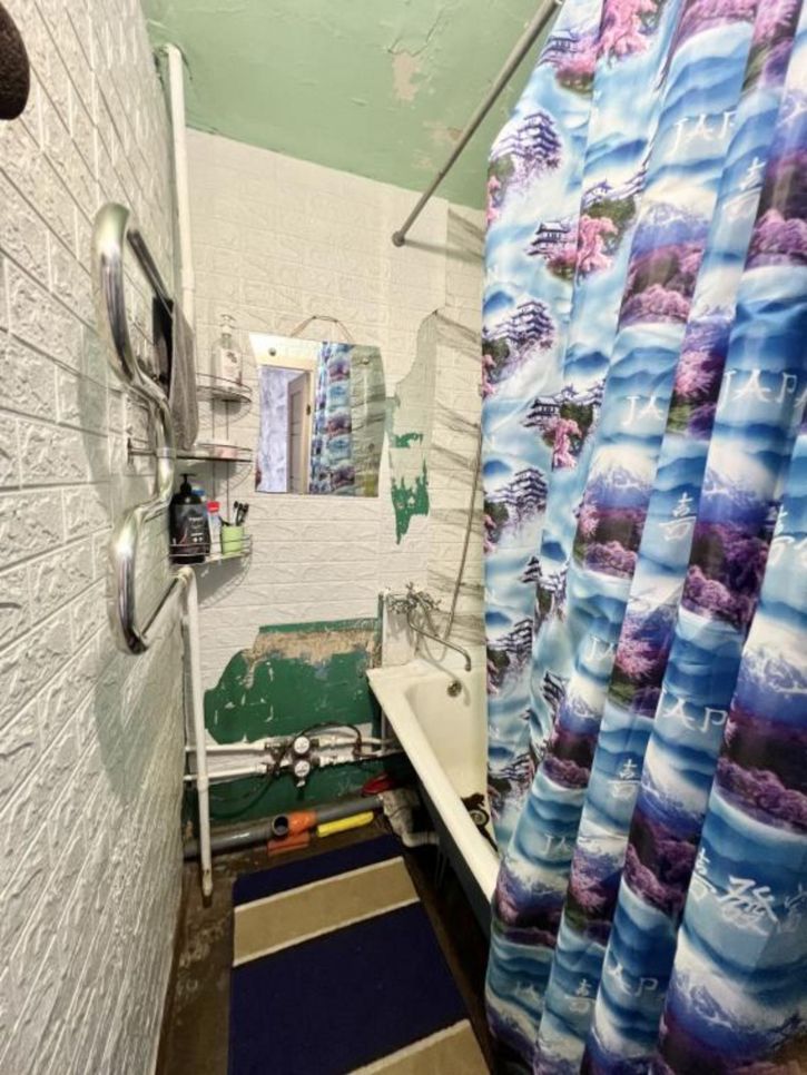 Комната Ленинградский микрорайон, 25б