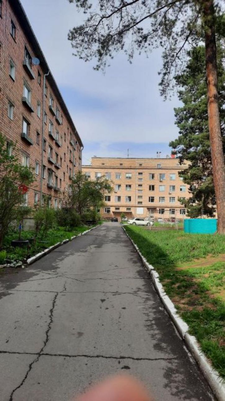 1-комн квартира -, 13