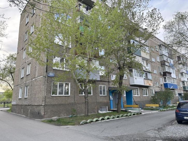 2-комн квартира Заводской микрорайон, 50