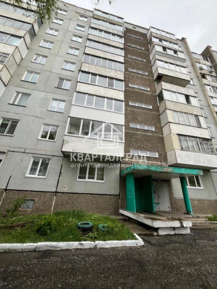 3-комн квартира Ленинградский микрорайон, 1