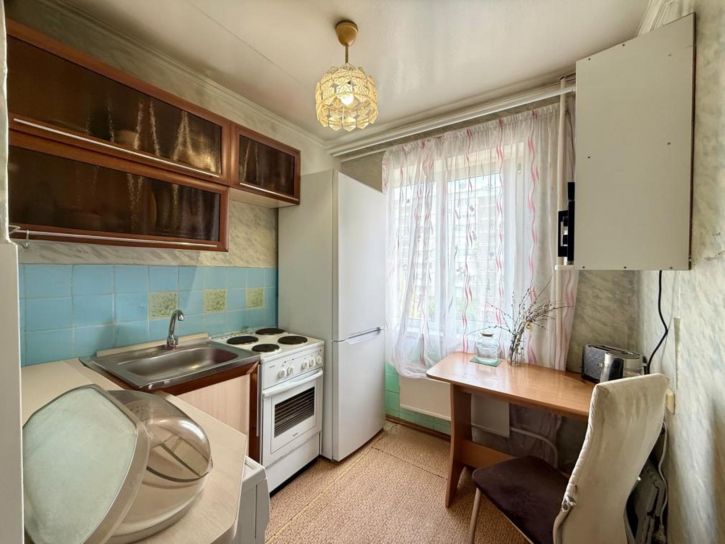 2-комн квартира Заводской микрорайон, 54