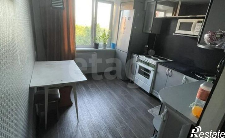 2-комн квартира улица Генерала Тихонова, 8В,  д. 8В