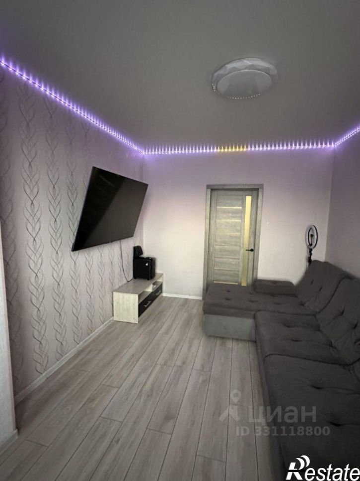2-комн квартира улица Генерала Тихонова, 17,  д. 17