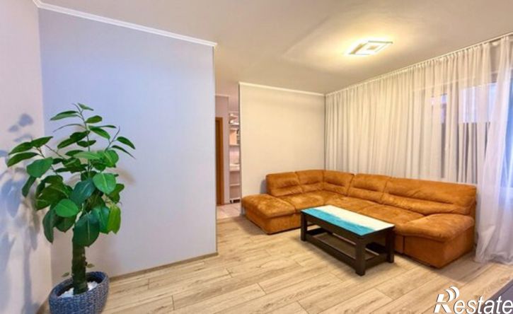 2-комн квартира Саяногорск, микрорайон Центральный, 13А