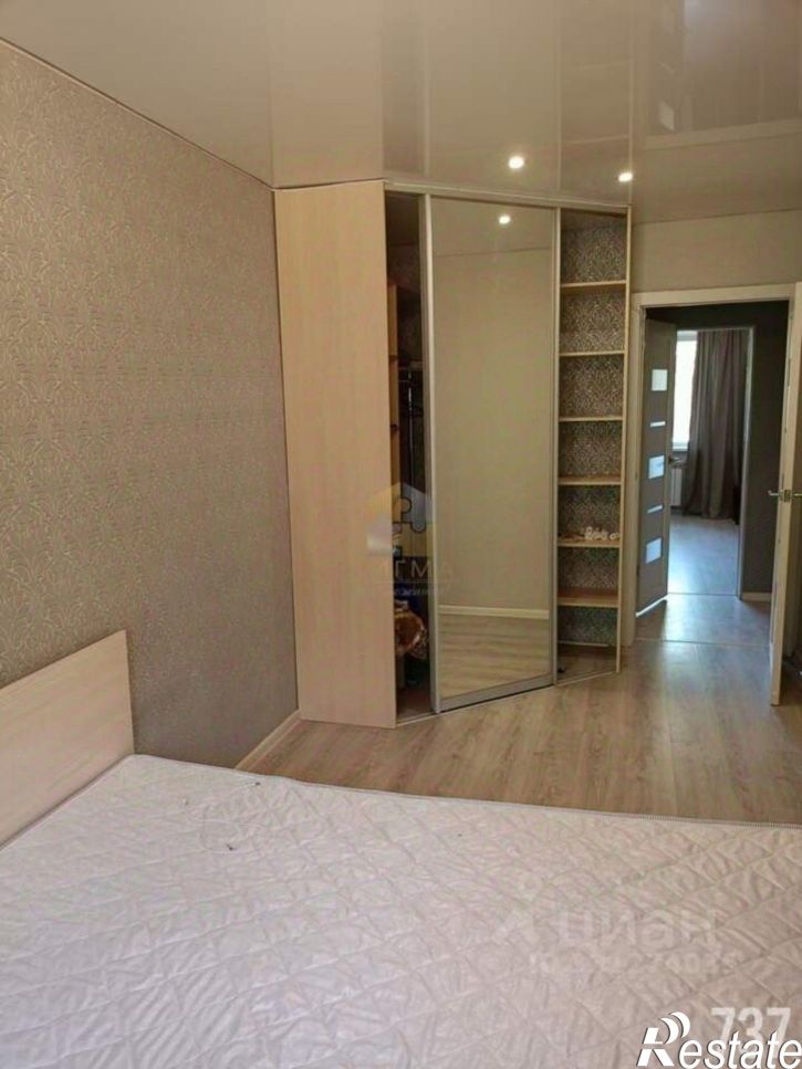 2-комн квартира пр-кт Космонавтов, 44А,  д. 44А