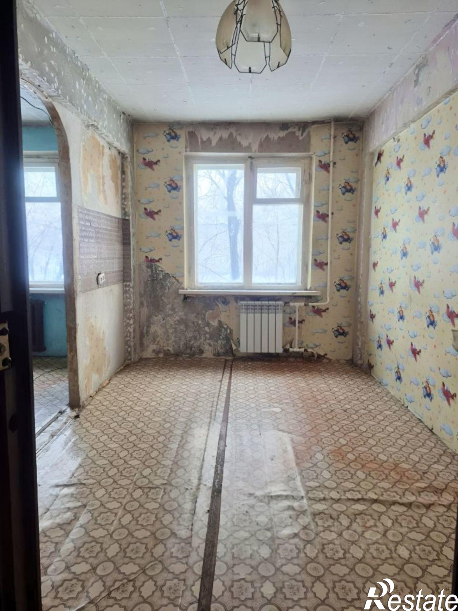Купить комнату за 650 000 рублей на улица Калинина, 19
