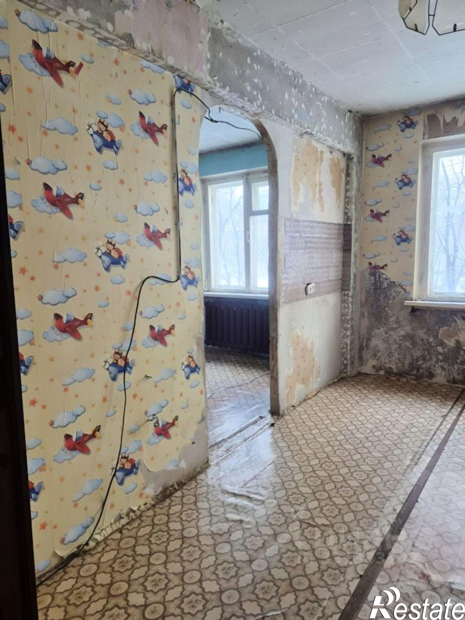 Купить комнату за 650 000 рублей на улица Калинина, 19